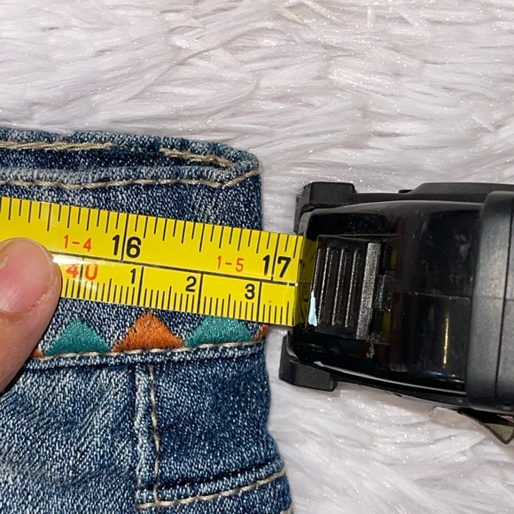 Mudd embroidered Tribal Aztec Jean shorts, 13 - Picture 8 of 8